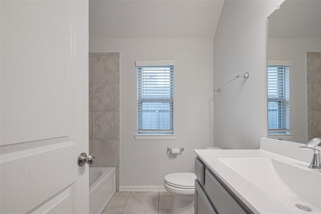 Building Photo - 918 Vidalia Onion Dr
