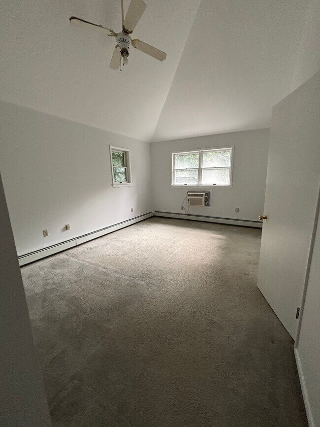 Building Photo - 3761 Indian Hill Rd