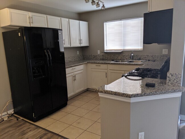 Building Photo - 3973 Rebecca Raiter Ave
