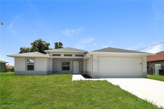 Building Photo - 5011 Beecher St