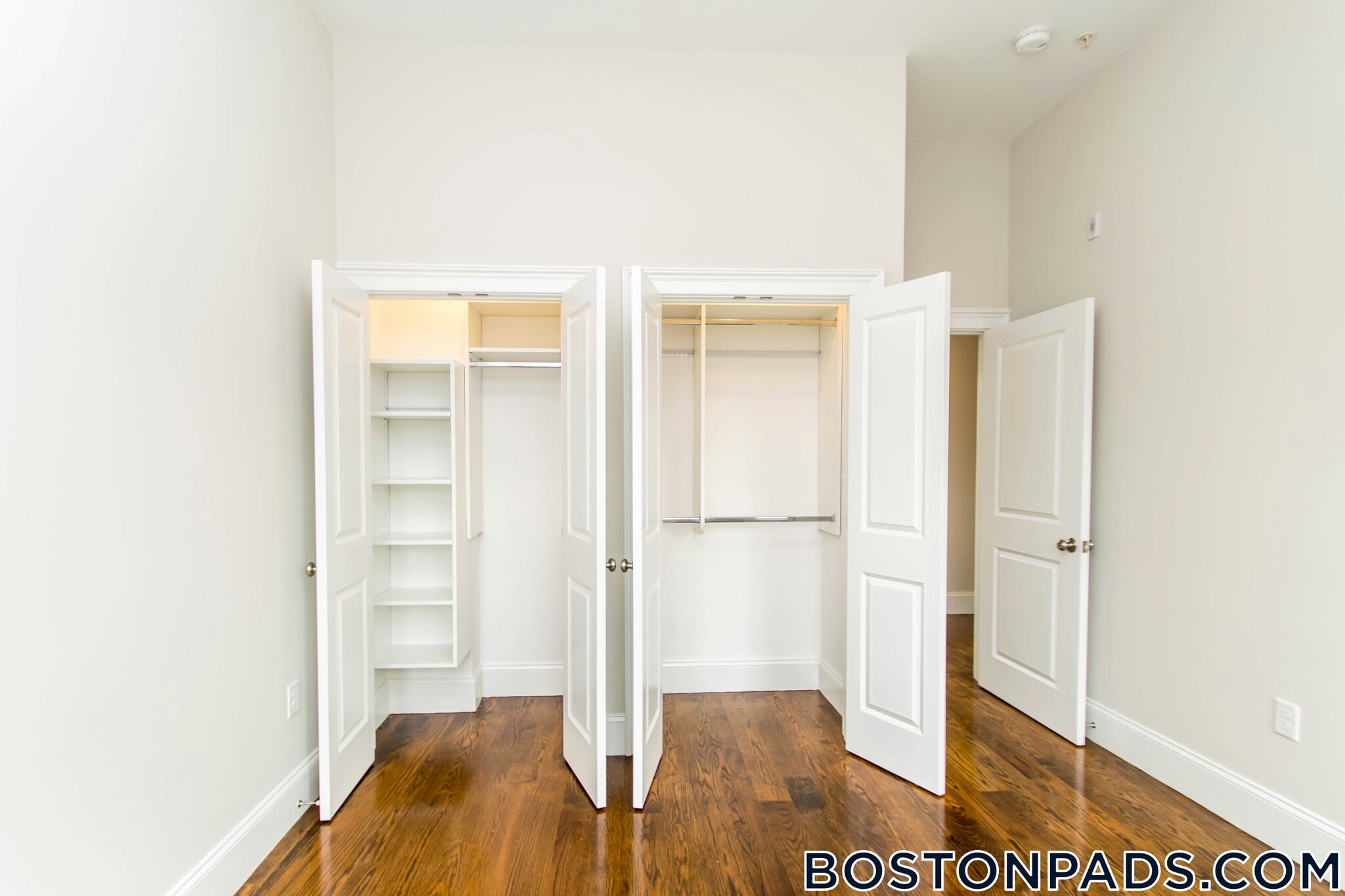 Building Photo - 124 Columbia St