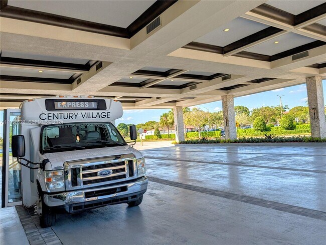 Building Photo - 850 SW 133rd Terrace