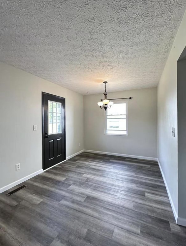 Building Photo - 3824 Longton Dr