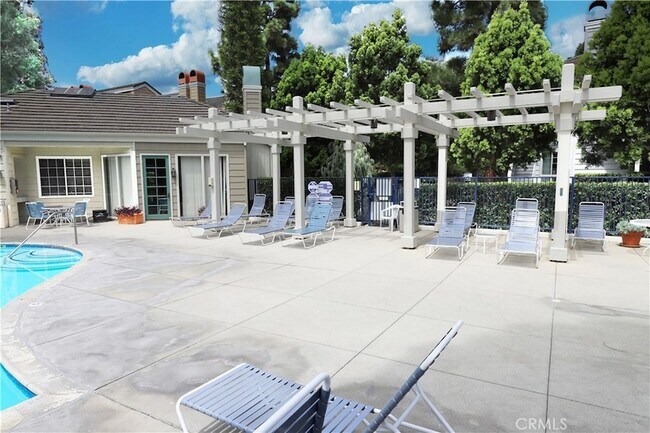 Building Photo - 7402 Coho Dr