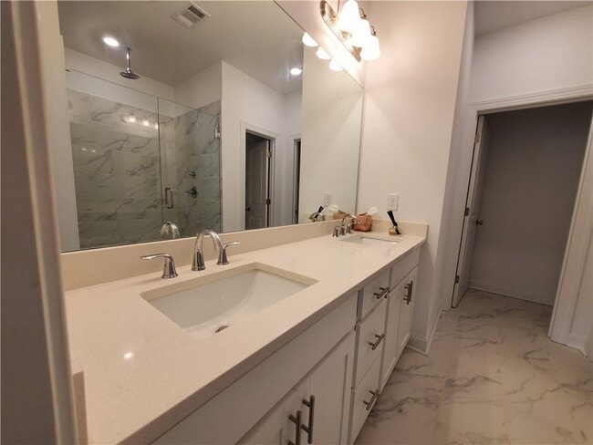 Building Photo - 3220 Bennett Crk Ln