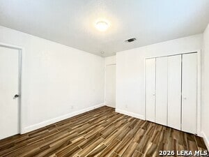 Building Photo - 2106 Henrietta St