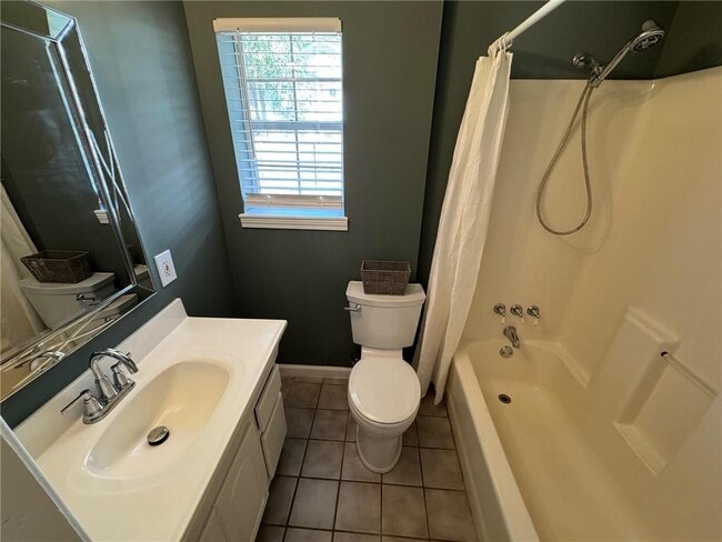 Building Photo - 262 McDonald Ave