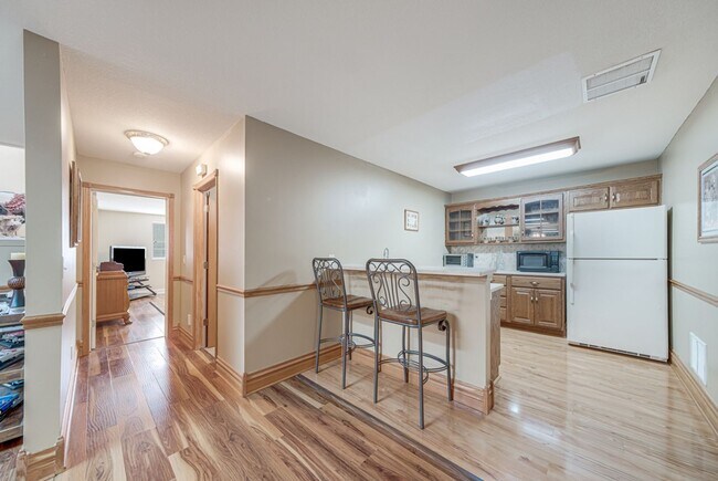 Building Photo - 2923 Rutherford Dr