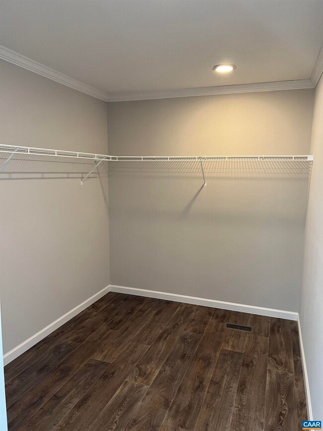 Building Photo - 3123 Scottsville Rd