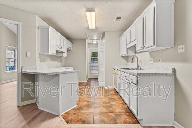 Building Photo - 7016 S Estacada Way