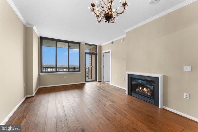 Building Photo - 851 N Glebe Rd