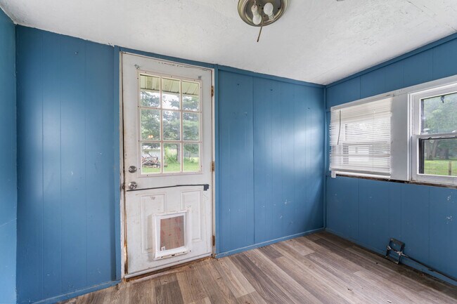 Building Photo - 2520 S Andrews Rd