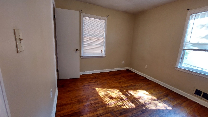 Building Photo - 6011 Blackhawk Ct SE