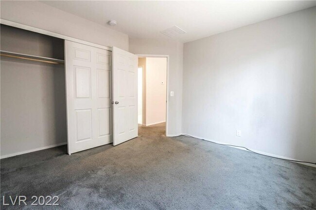 Building Photo - 10490 Forked Run St