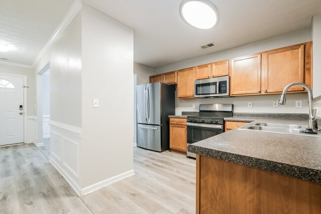 Building Photo - 79 Topaz Dr