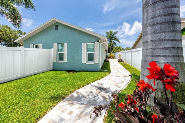 Building Photo - 12103 71st Way