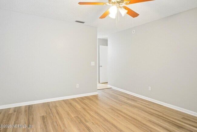 Building Photo - 515 Fox Hollow Ln
