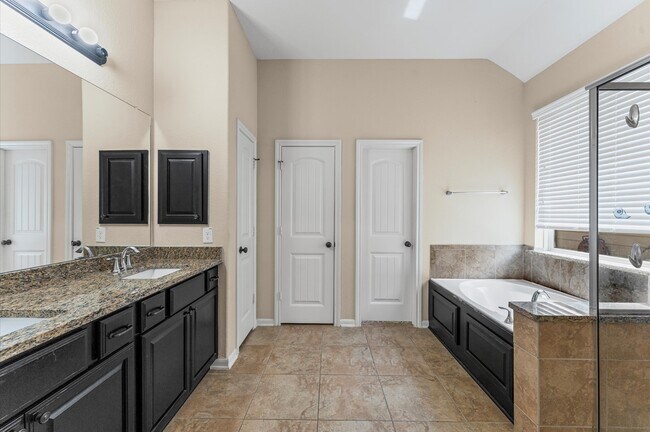 Building Photo - 11306 Misty Willow Ln