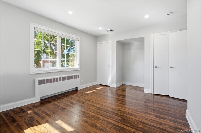Building Photo - 1641 Falmouth Ave
