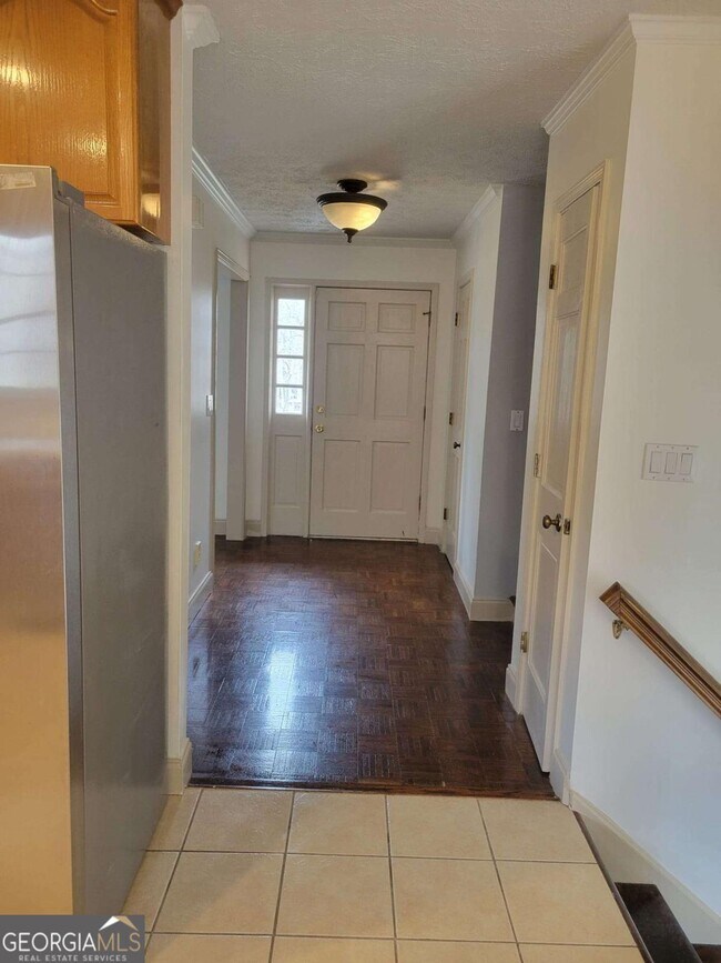 Building Photo - 3717 Leisure Ct