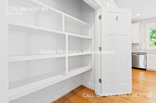 Building Photo - 1714 Anchor Wy