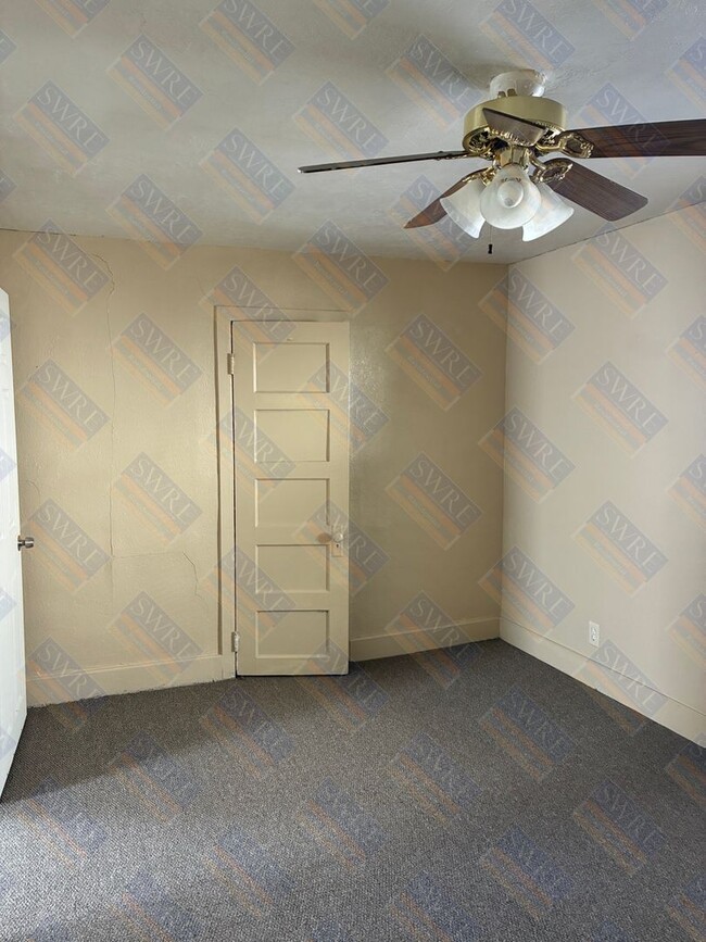 Building Photo - 369 H St