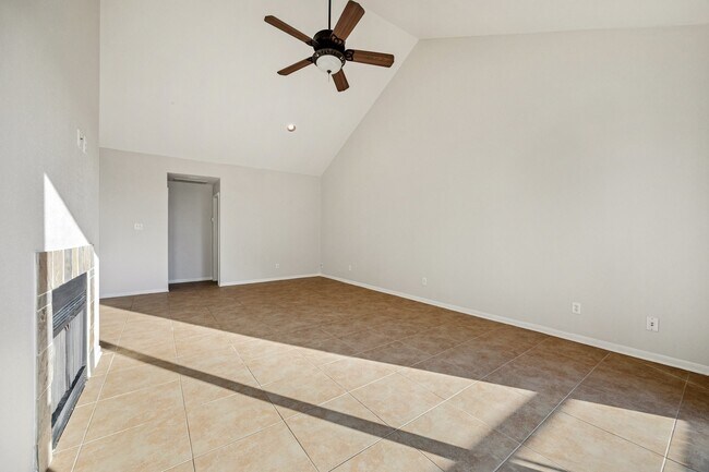 Building Photo - 5200 Weslayan St