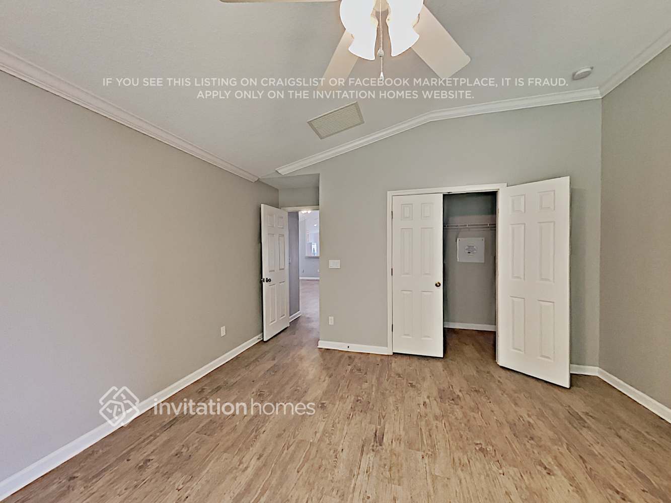 Building Photo - 1800 Ferncreek Dr