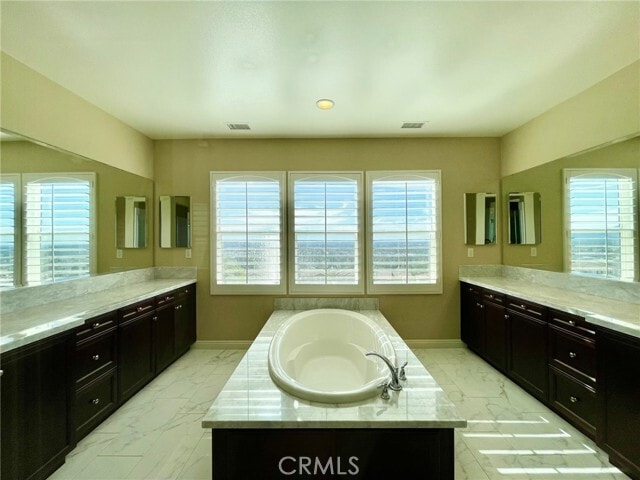 Building Photo - 2652 E Temblor Ranch Dr