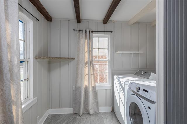 Building Photo - 4525 Almena Rd