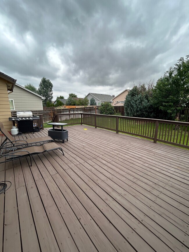 Building Photo - 7368 Prythania Park Dr