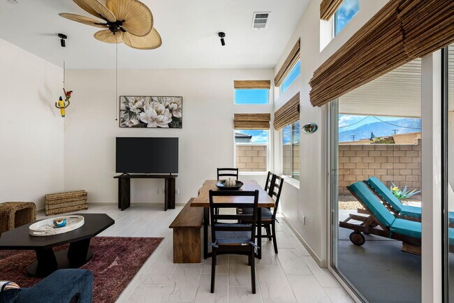Building Photo - 12613 Sylvanus Dr