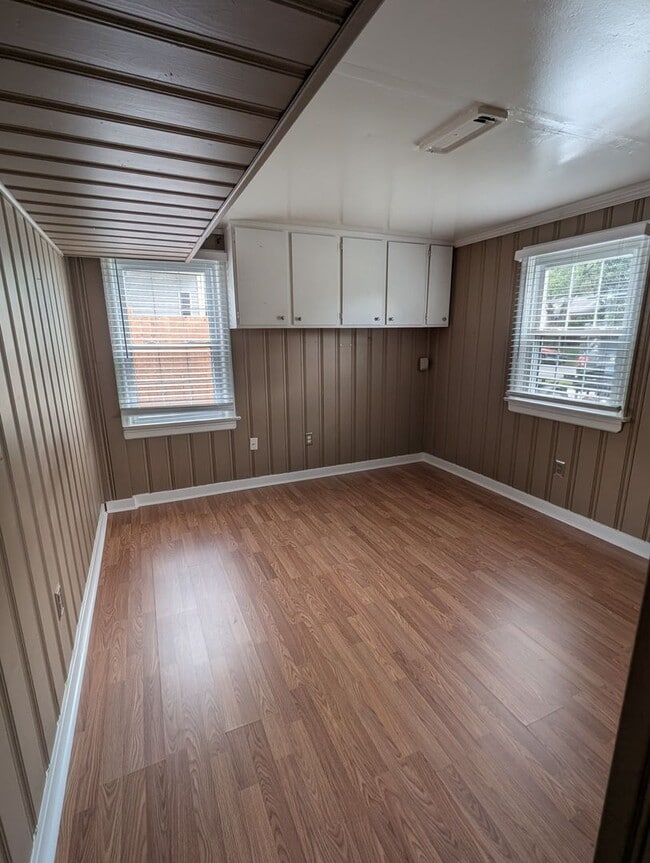 Building Photo - 7514 Greengate Dr