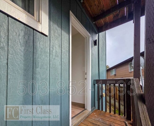 Building Photo - 12345 SW Hall Blvd