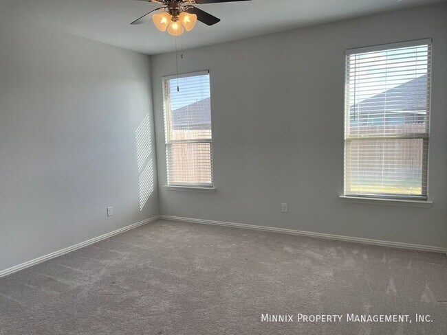 Building Photo - 1219 Pavilion Pkwy