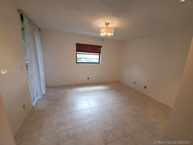 Building Photo - 10451 W Broward Blvd