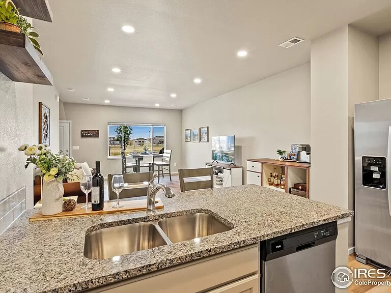 Building Photo - 3682 Ronald Reagan Ave