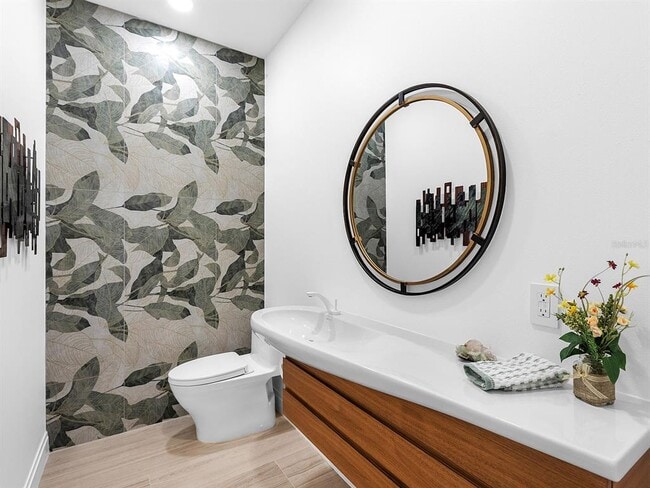 Building Photo - 4022 Penshurst Park