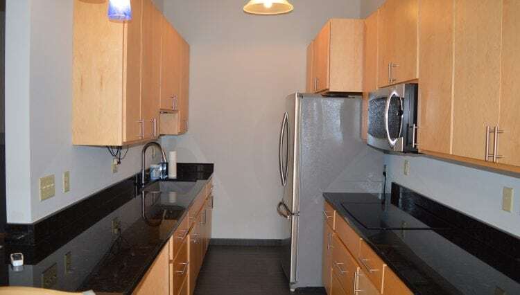 Building Photo - 6245 Charing Cross Ln