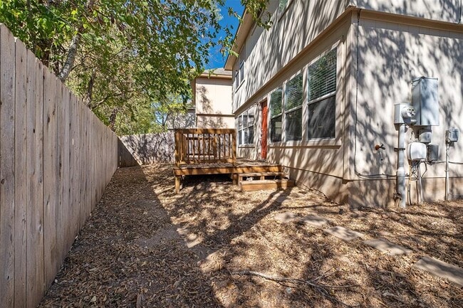 Building Photo - 7101 Thannas Way