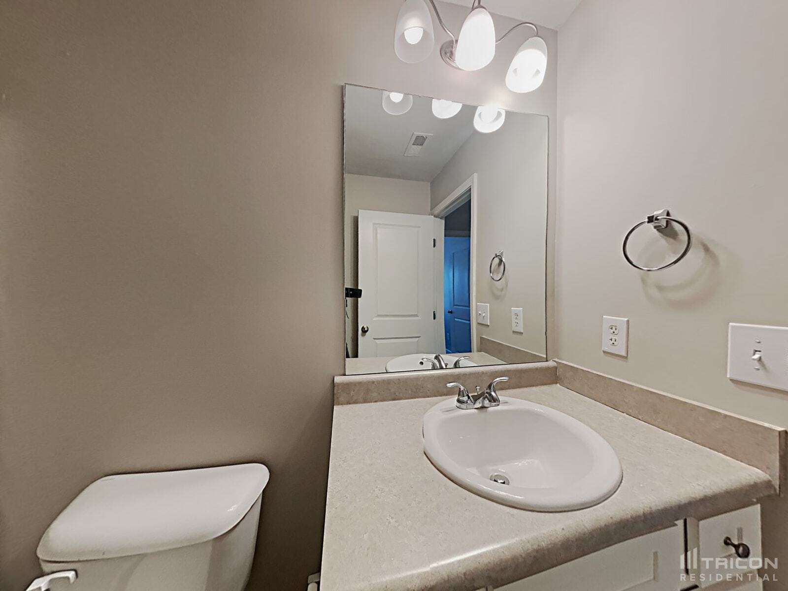 Building Photo - 2269 Wentworth Park Dr