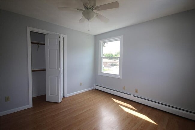 Building Photo - 149 Church St