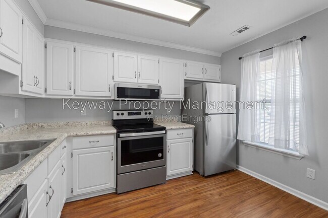 Building Photo - 18 Fowkewood Ct