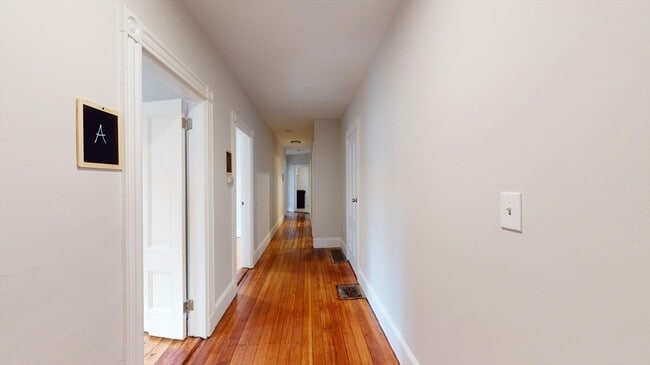 Building Photo - 9 Mt Pleasant Ave