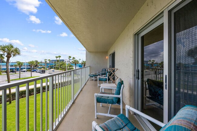 Building Photo - 274 Barlow Ave