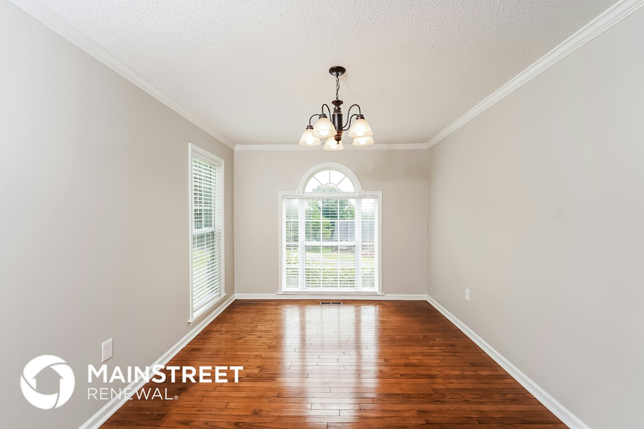 Building Photo - 425 Anderson Mountain Dr