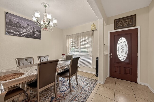 Building Photo - 18303 All Oak Trail