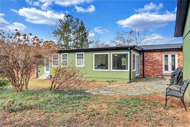 Building Photo - 5045 Chestnut Forest Ln