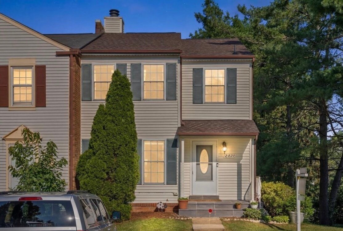 Building Photo - 2829 Grovemore Ln