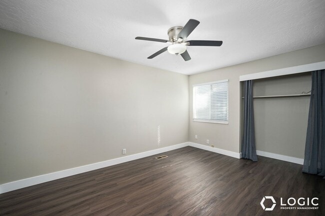 Building Photo - 512 E 6770 S